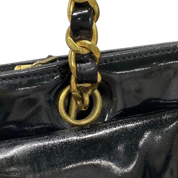 Auth CHANEL - A05572 Black Patent Leather Shoulder Bag - Picture 10 of 16